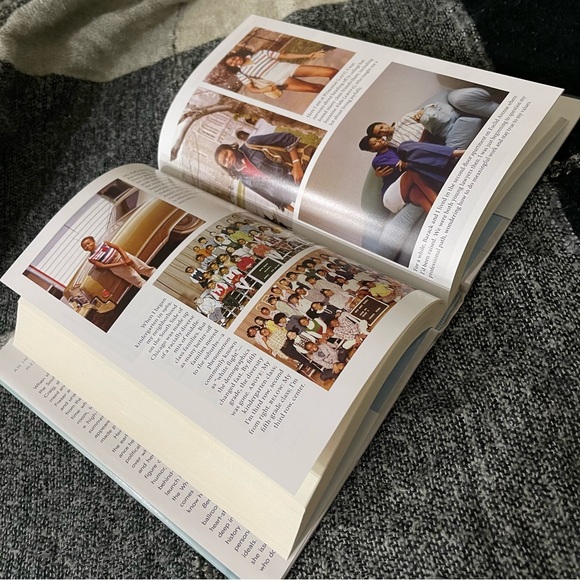 Becoming Michelle Obama Hardcover Book - Picture 6 of 6